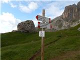 Passo di Costalunga / Karerpass - Roda di Vael / Rotwand